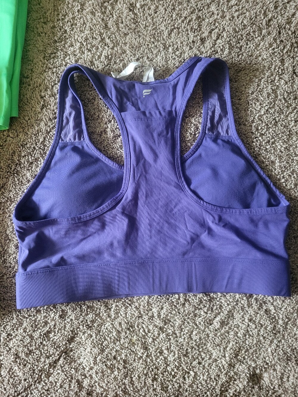 Fabletics Lot 3 Capri, 3 Shorts, 1 Sports Bra Womens XL - Picture 3 of 12